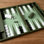 Ensemble de backgammon en cuir vert et blanc - Jeu de société de luxe