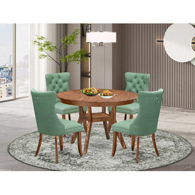L'ensemble de salle à manger 5 pièces contient une table de salle à manger en bois et 4 chaises Parson en simili cuir vert saule avec dossier capitonné, noyer antique
