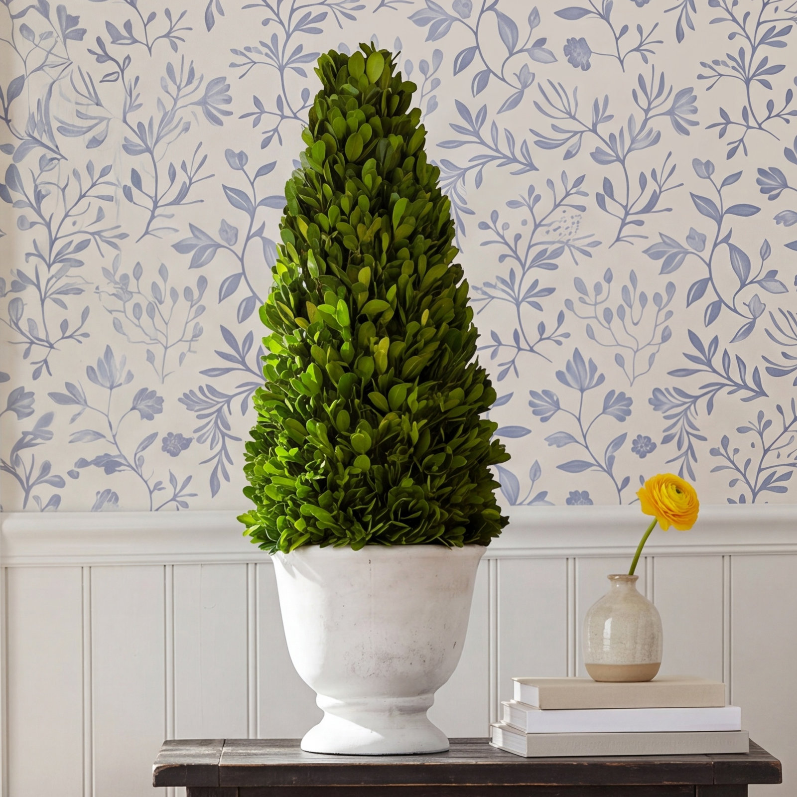 20'' Boxwood Topiary in Ceramic Pot
