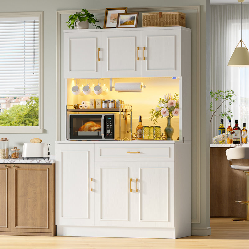 Garde-manger 71 po avec prise de courant, armoire de rangement en bois avec lumières DEL, tablettes réglables et tiroir