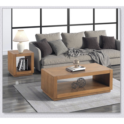 Table de bout carrée contemporaine avec base de socle et tablette inférieure ouverte, finition chêne moyen pour le salon principal