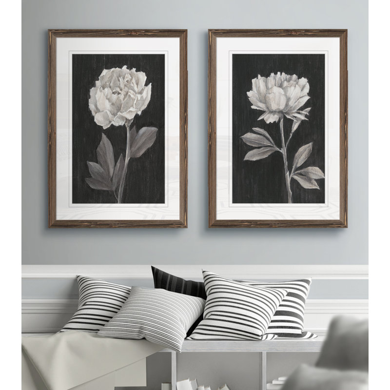 «Black and White Flowers III», ensemble de 2 reproductions d'art encadrées, H 24 po x l 36 po x P 1,25 po, Espresso