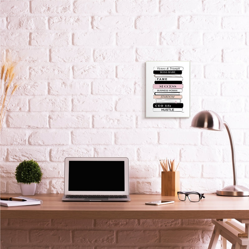 Pile de livres «Victory Triumph Boss Babe» par Martina Pavlova - impression, Plaque murale, H 15 po x l 10 po