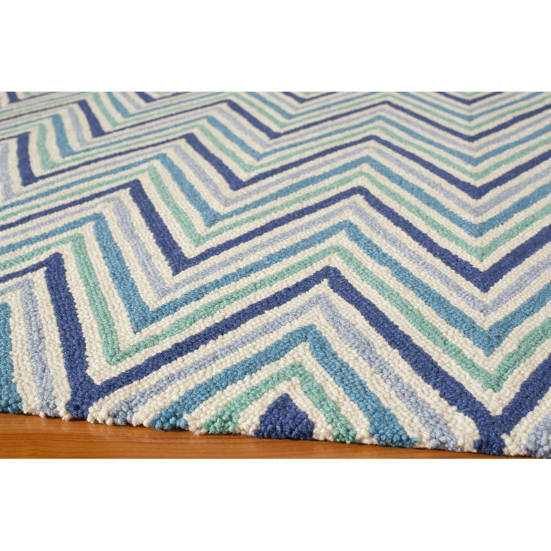 Trent Hand Hooked Chevron Indoor Rug, Rectangle 2' x 3'
