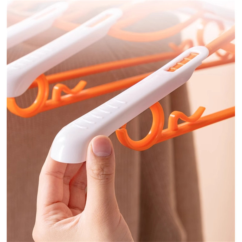 Imported Expandable Clothes Hanger, 20