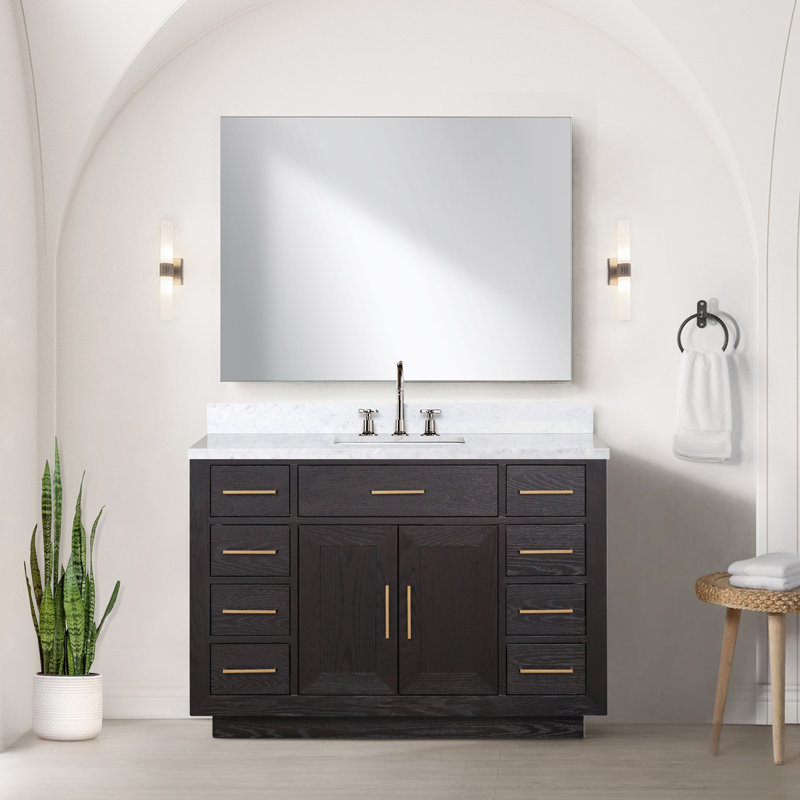Ensemble de meuble-lavabo simple avec plateau en marbre de Carrare et robinet