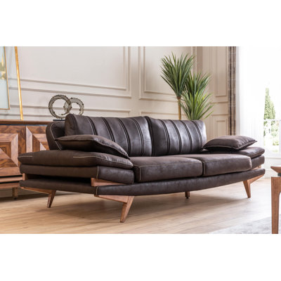8430B5439CDC4724BC9BE3BD0F36EE77 by Corrigan Studio