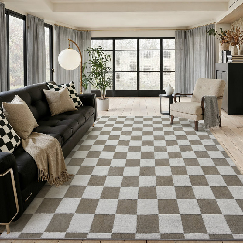 Tapis Aira brun et blanc jacquard à damier avec envers antidérapant, Rectangulaire 8 pi x 10 pi, Brun / Blanc