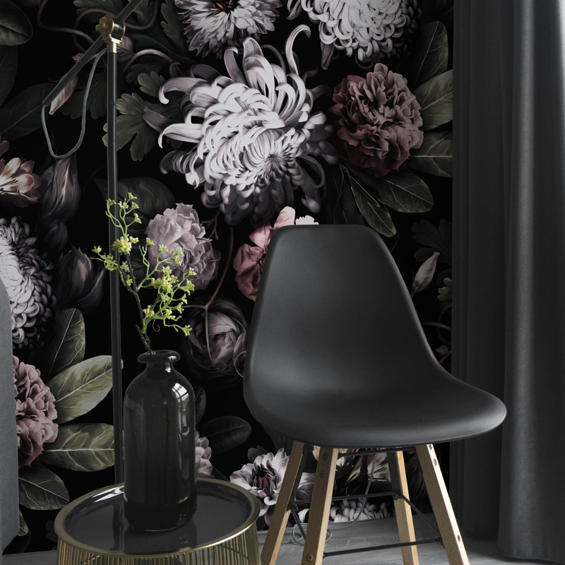 Cesia Dark Floral Wallpaper