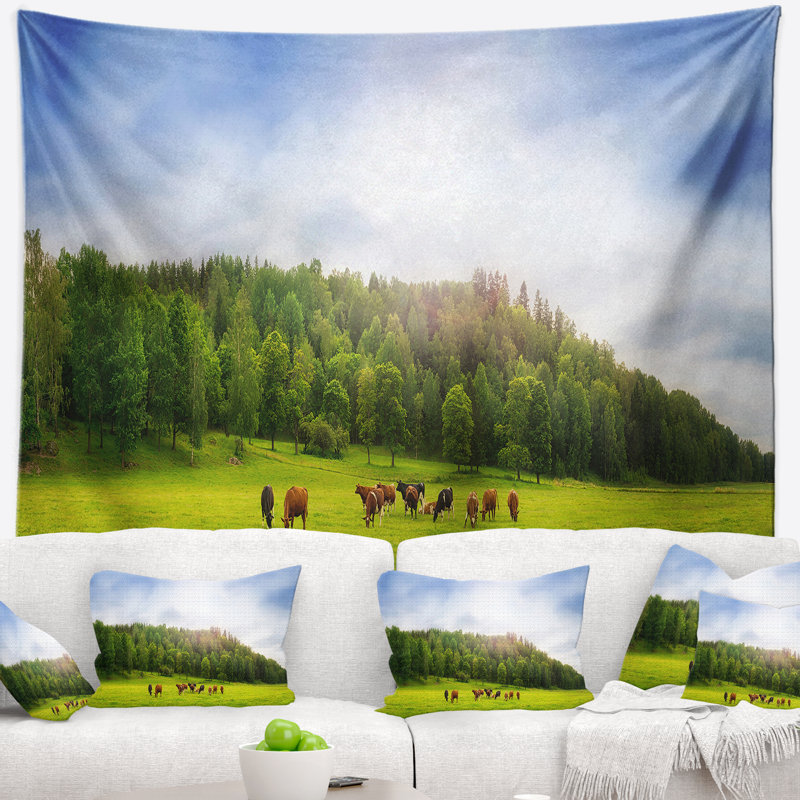 Paysage, vaches sur champ, tapisserie panoramique, H 32 po x l 39 po