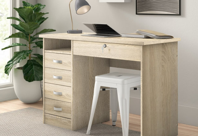 Must-Have Desks with Drawers