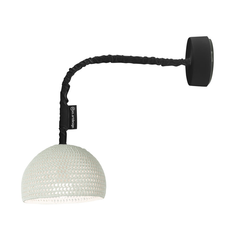 Trama Armed Sconce, Black