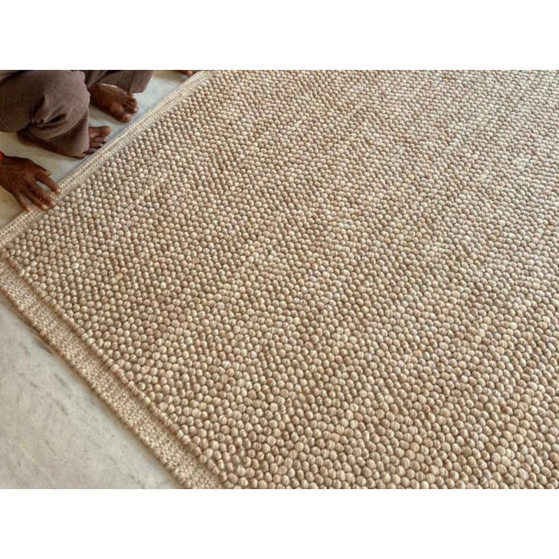 Area Rug in Beige, Rectangle 8' x 10'