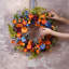 Couronne de fleurs artificielles 20 "printemps été pour porte d'entrée (mélange de bleu coloré)