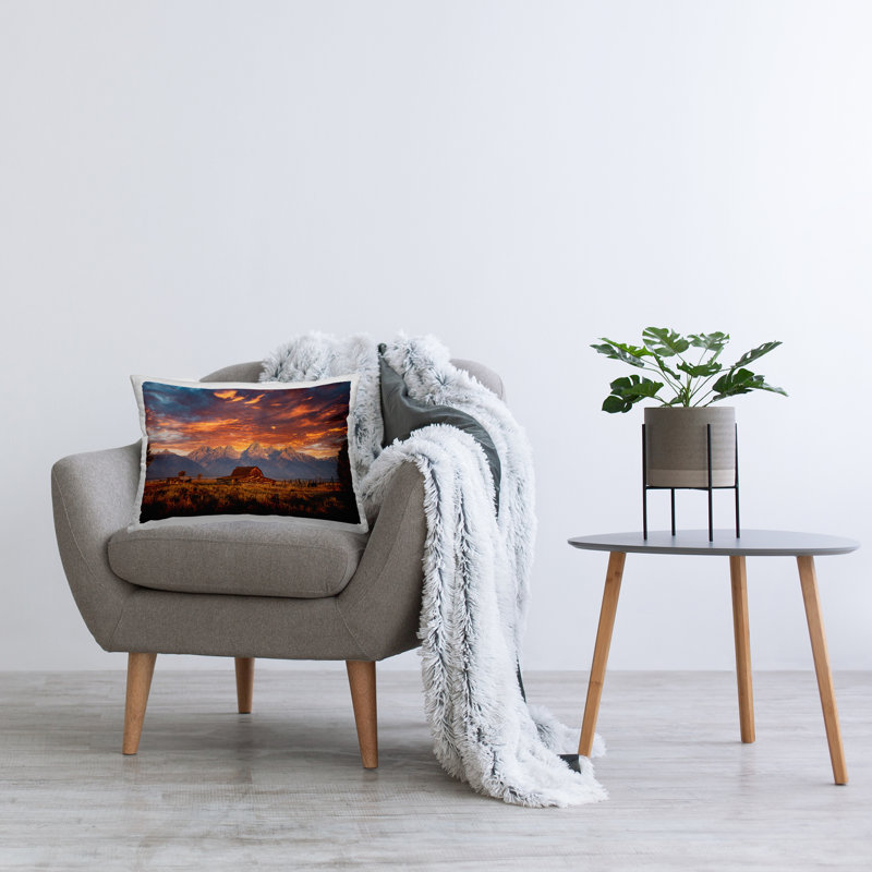  Polyester Throw Pillow