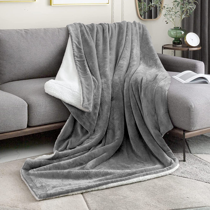 Formaran Sherpa Fleece Fur Thick Reversible Blanket Throw, W230 x L270cm, Silver