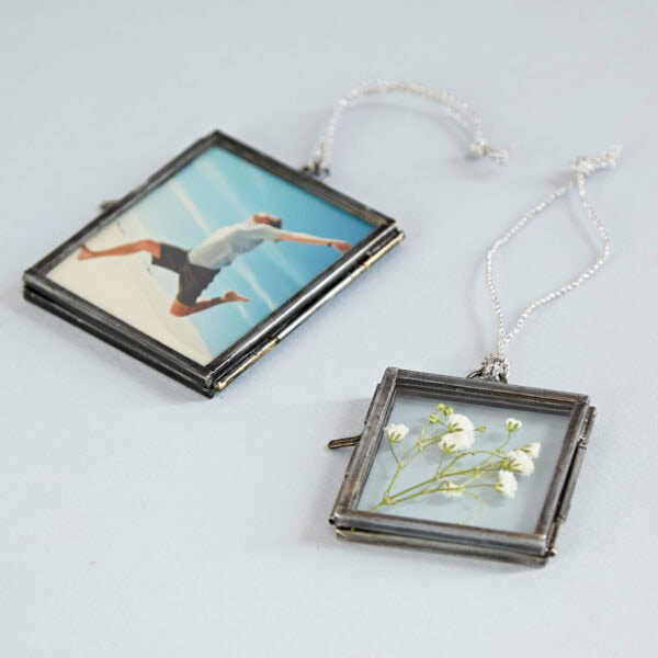 Single Picture Frame Metal Picture Frame, Antique Silver, 8.2cm x 7.5cm