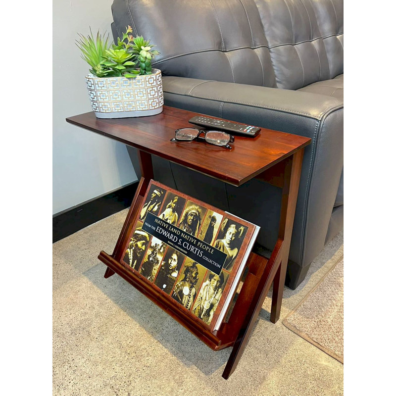 Table de bout Boleslavas, Brun