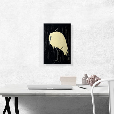 «White Heron debout sous la pluie» par Ohara Koson - reproduction d'art sur toile tendue