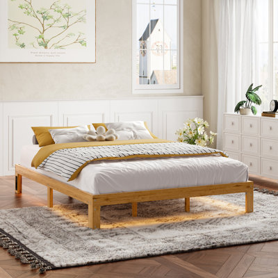 Structure de grand lit en pin massif - 12 pouces avec support à lattes, sans sommier et, sous le rangement, pièce de chambre à coucher moderne avec design, aspect rustique