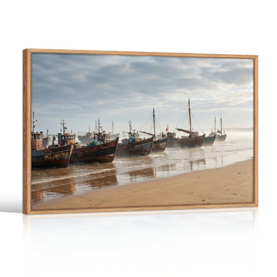 Ensemble de 1 tableau sur toile représentant des bateaux de pêche