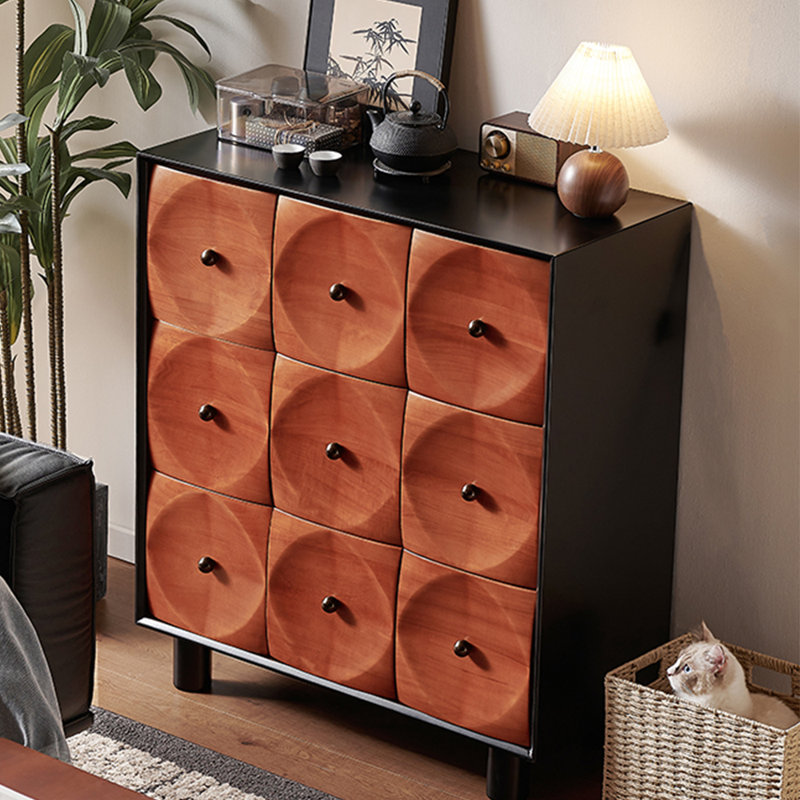 Armoire de rangement en bois massif de style ancien