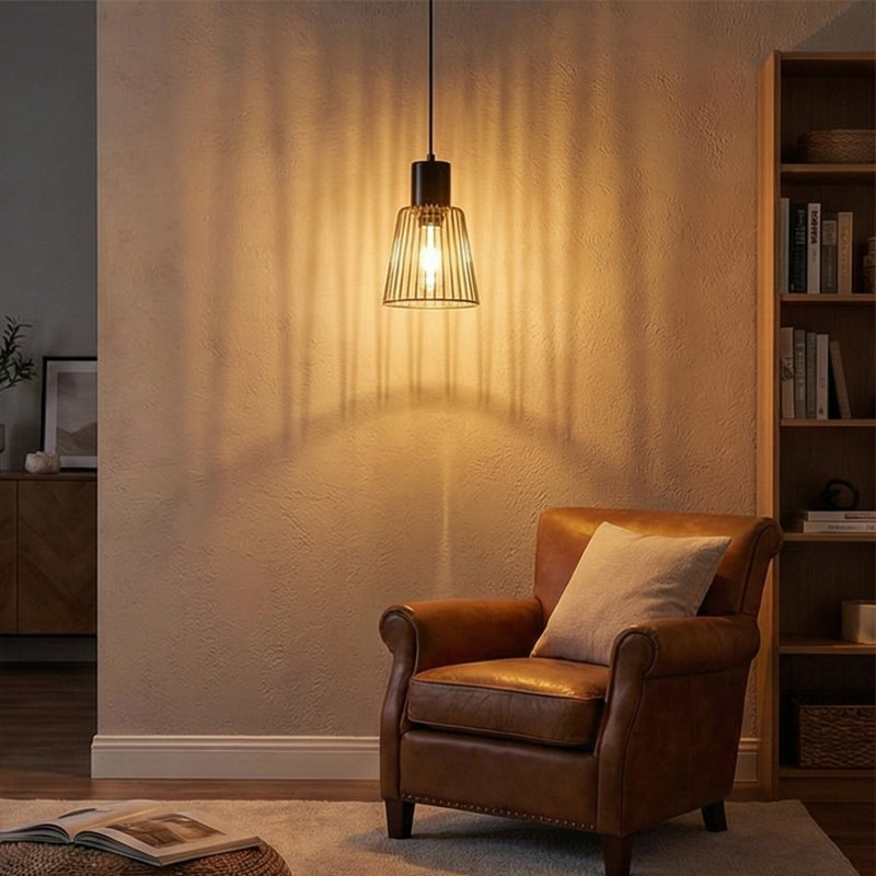 Luminaire suspendu conique à hauteur réglable à 1 lumière Aristhos, Or brillant