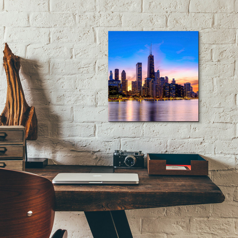 «Chicago - Amber Sunset Glow» par Epic Portfolio, art mural en verre acrylique, H 12 po x l 12 po x P 0,13 po