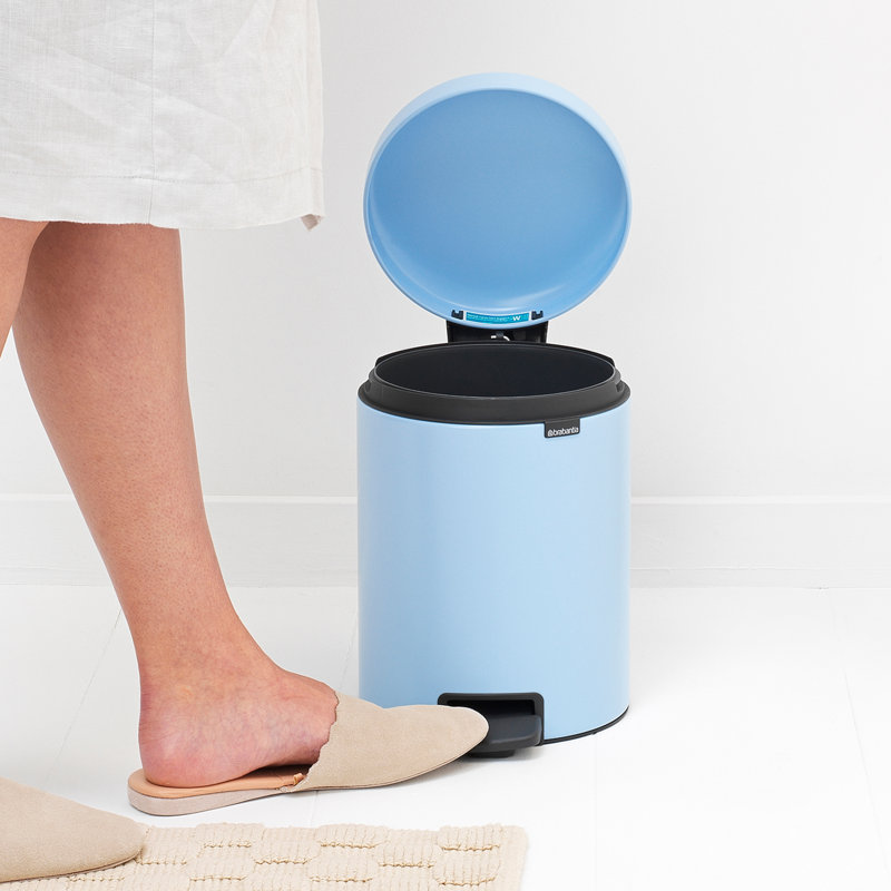 Brabantia NewIcon Soft Closing Pedal Bin, Passion Red, 5 L