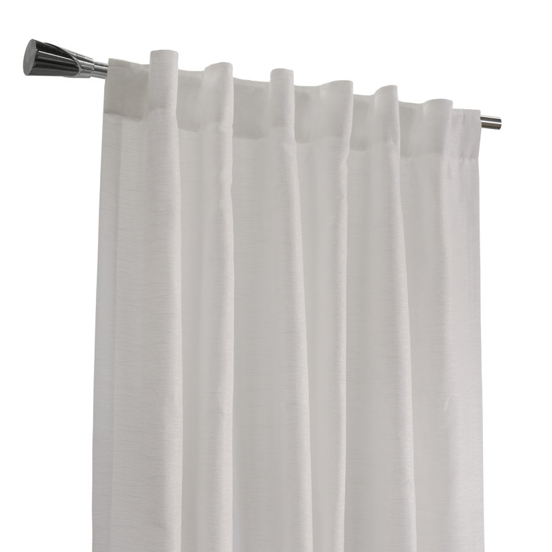 Panneau de rideau simple uni semi-diaphane avec passe-tringle