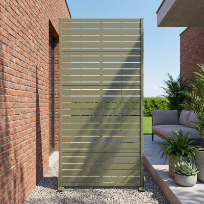 Privacy Metal Screen Fence Panel Horizontal Stripe Pattern