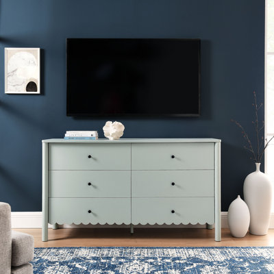Emmeline Scalloped 6-Drawer Dresser In Light Grey