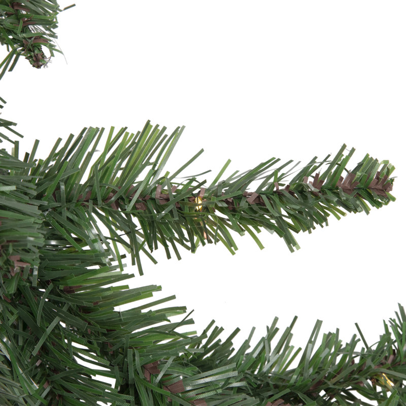 Guirlande de Noël artificielle 9 pi x 10 po avec lumières DEL blanc chaud Roosevelt