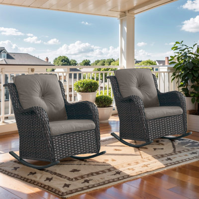 Chaises berçantes d'extérieur en osier Bonia