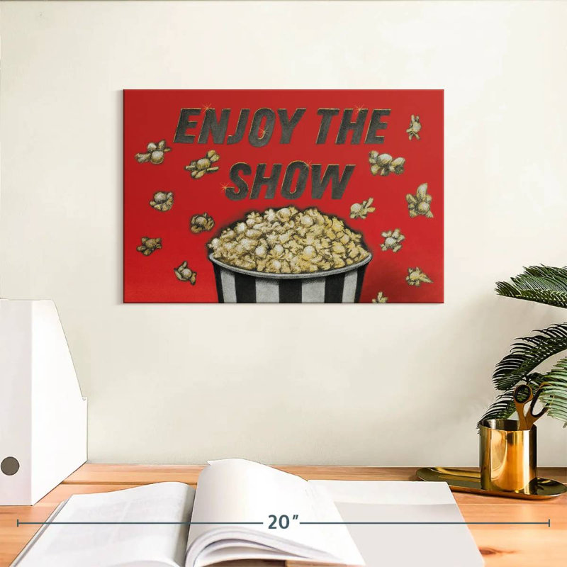 Yarlin Enjoy The Show Red, 8" H x 12" W
