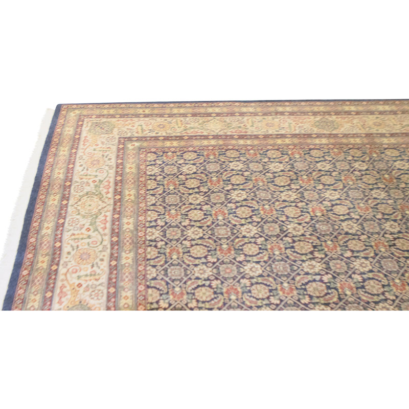 High-Quality Hand-Knotted Green And Beige Area Rug
