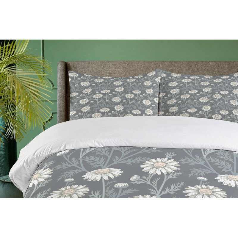 No Duvet Cover, California King Duvet Cover + 2 Standard Shams