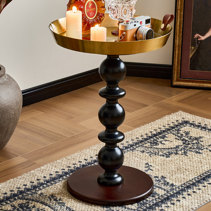 Petite table basse en métal et bois de noyer durable