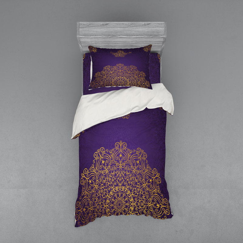 Eclectic Polyester Damask Duvet Cover, Twin Duvet Cover + 2 Additional Pieces
