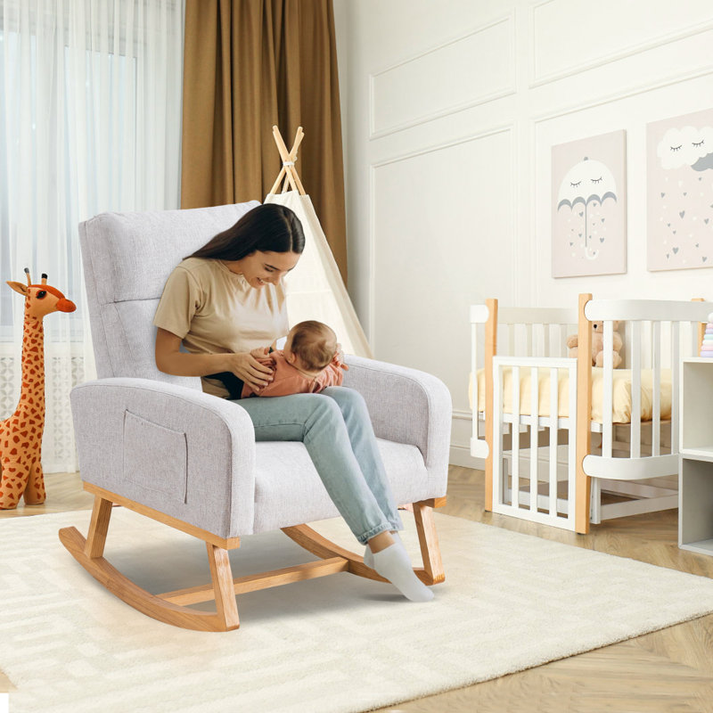 Chaise berçante Wasilewski de 28 po de largeur pour chambre de bébé avec pieds en bois massif, Lin pur gris clair