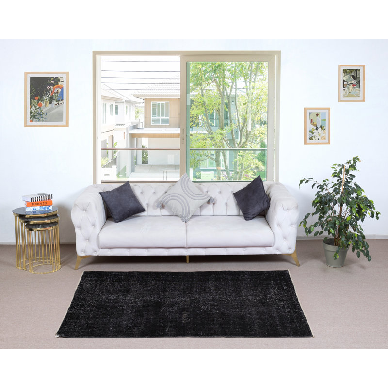 Tapis noir en laine surteint à la main 3,7 x 6,7 pi. Tapis turc rétro pour le salon