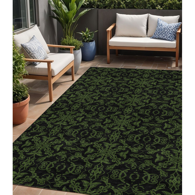 Tapis intérieur / extérieur vert olive et vert 5 pi x 8 pi HomeRoots