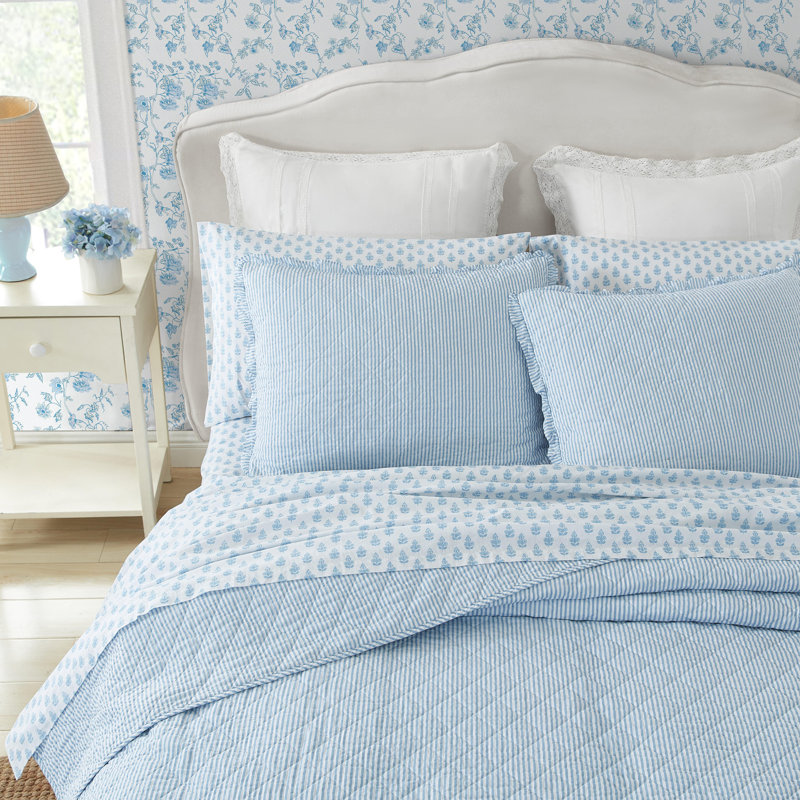 Laura Ashley Twin Blue Organic Cotton Reversible Quilt Set