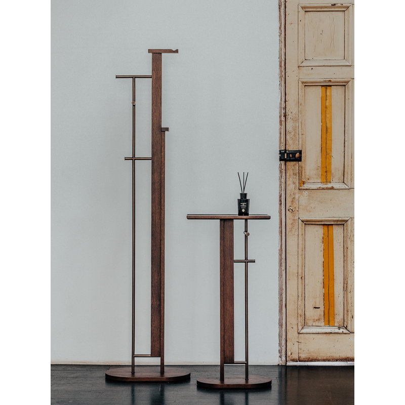 Inter Coat Hanger, Black Oak