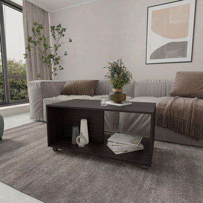 Table basse avec rangement ouvert et roulettes