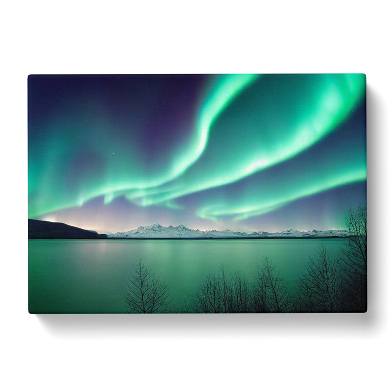 Stimulating Northern Lights - Wrapped Canvas