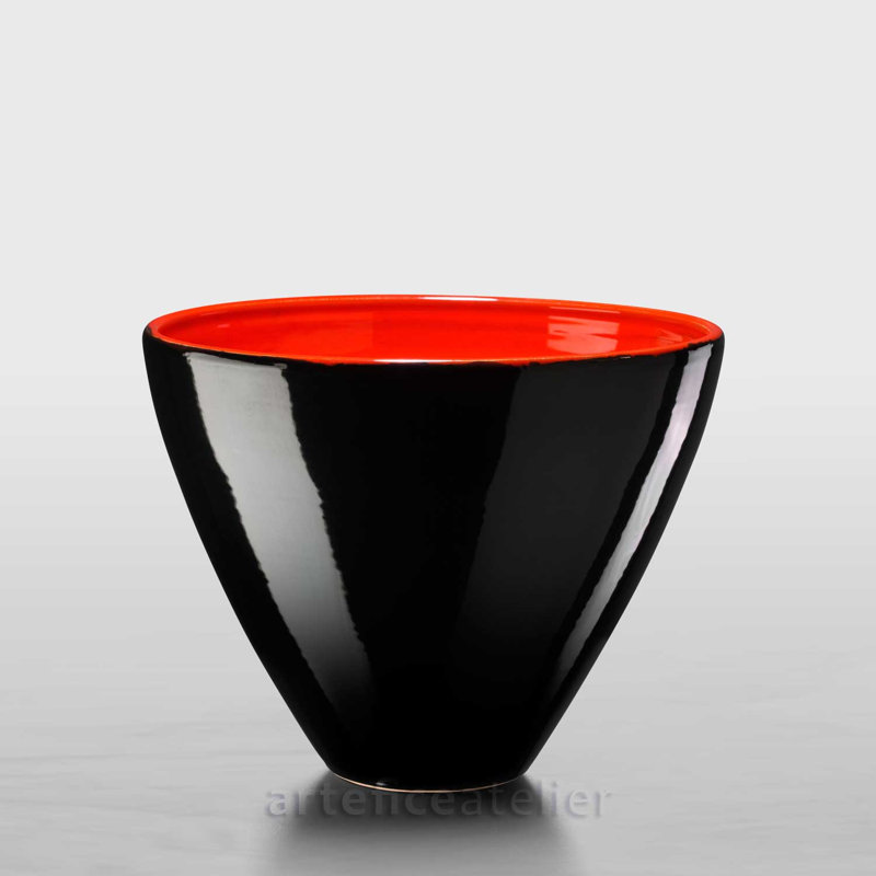 Chiho Handmade Ceramic Table Vase, Red