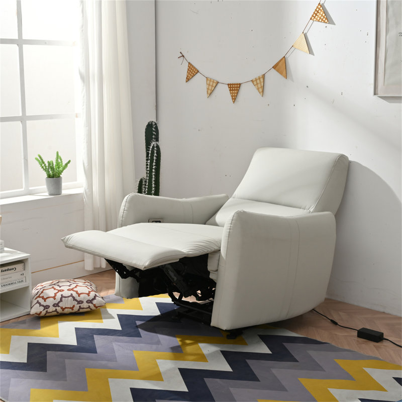 Fauteuil inclinable près du mur