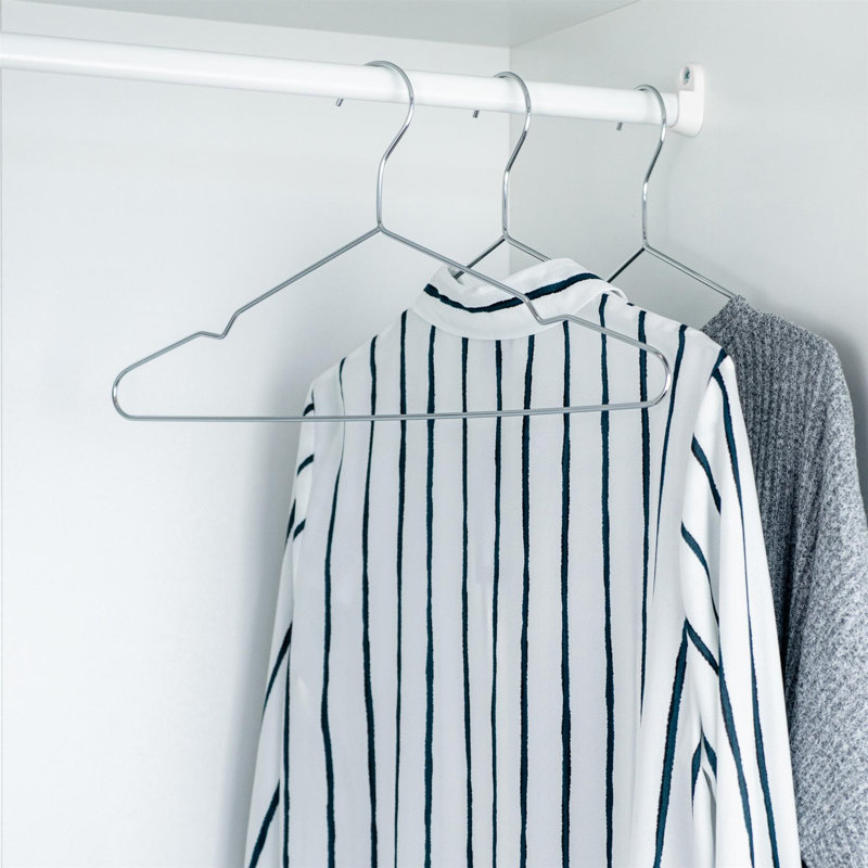 Harbour Housewares - Metallic Coat Hangers, Chrome