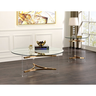 Table basse à finition dorée